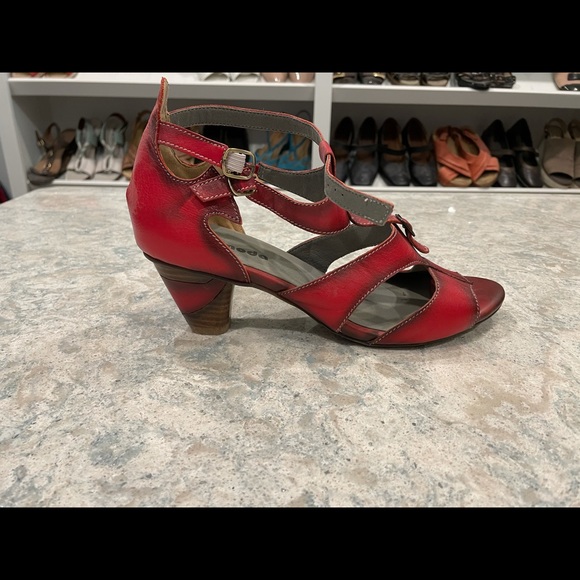 Italmoda sandals, leather, never worn size UK41 - Picture 4 of 4